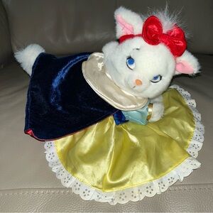 Disney Store SNOW WHITE CAT PLUSH STUFFED ANIMAL TOY 9” princess dress & cloak
